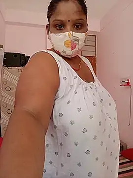 Snapshot of CUTE-LOVE-SWEETS chatting on 05-31-26, 04:07 CUTE-LOVE-SWEETS online show from 05-31-26, 04:07