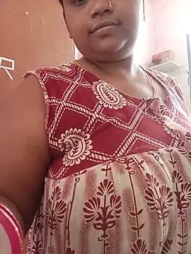 Snapshot of CUTE-LOVE-SWEETS chatting on 06-19-26, 03:45 CUTE-LOVE-SWEETS online show from 06-19-26, 03:45