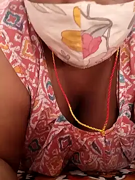 CUTE-LOVE-SWEETS online show from 05-16-26, 04:33