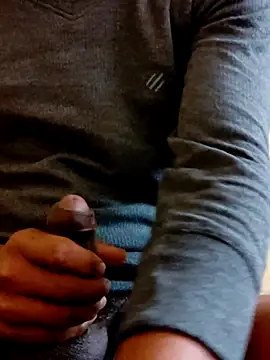 Zinexraj online show from 11-21-25, 07:07