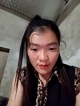 meomeo-00 online show from 12-16-25, 02:21