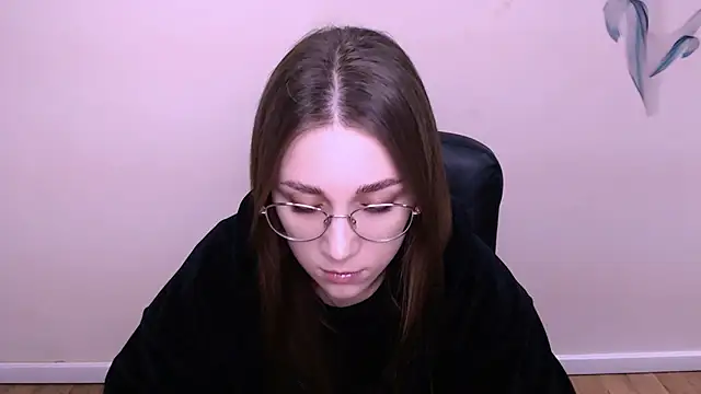 MillaTems  online show from 12-20-25, 07:55