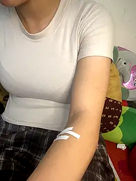 Snapshot of Janebaby99 chatting on 11-17-25, 03:05 Janebaby99 online show from 11-17-25, 03:05