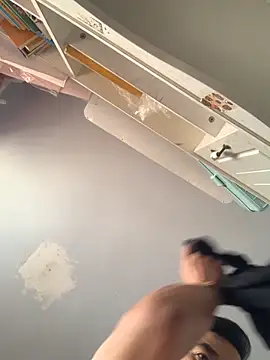 Mistliu online show from 11-26-25, 01:16