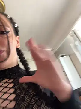bettyButterfly online show from 04-26-26, 11:18