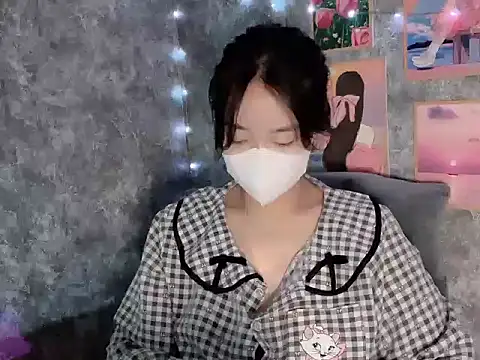 Hellen2999 online show from 12-04-25, 01:59