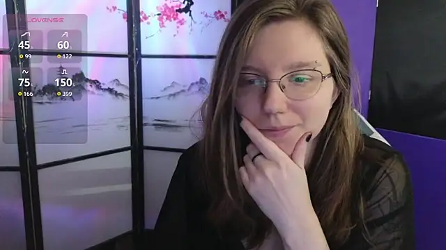 Snapshot of scarlettsrose chatting on 06-09-26, 02:07 scarlettsrose online show from 06-09-26, 02:07