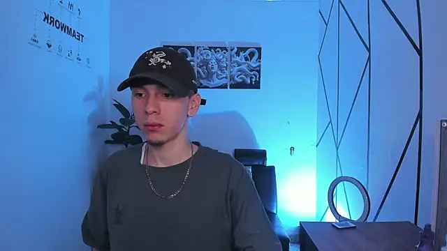 James Adams 01 online show from 11-25-25, 03:23