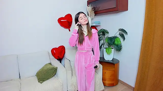 Snapshot of AngelesBenitz chatting on 02-13-26, 07:08 AngelesBenitz online show from 02-13-26, 07:08