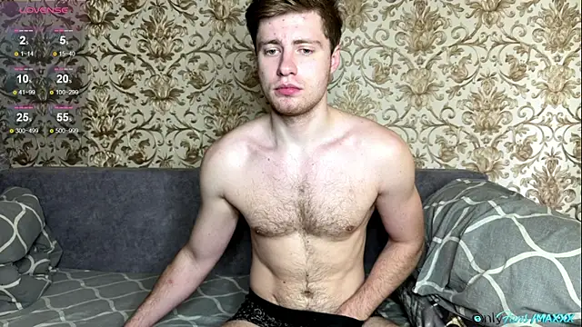 Snapshot of Maxhornyblondieman chatting on 05-17-26, 08:36 Maxhornyblondieman online show from 05-17-26, 08:36