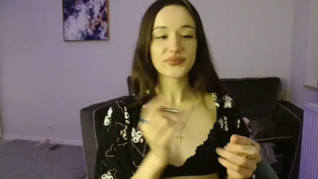 Tinybutt5368 online show from 11-22-25, 07:57