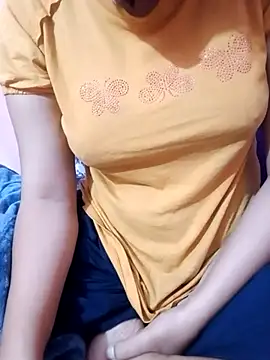 Snapshot of Monehote chatting on 11-19-25, 06:08 Monehote online show from 11-19-25, 06:08