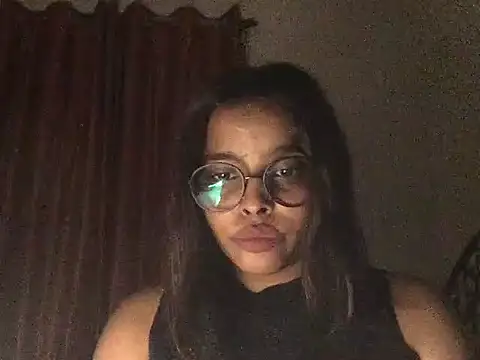 raveena hot online show from 01-11-26, 03:19