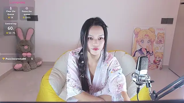 Snapshot of xiaoyiyi-0 chatting on 11-17-25, 03:16 xiaoyiyi-0 online show from 11-17-25, 03:16