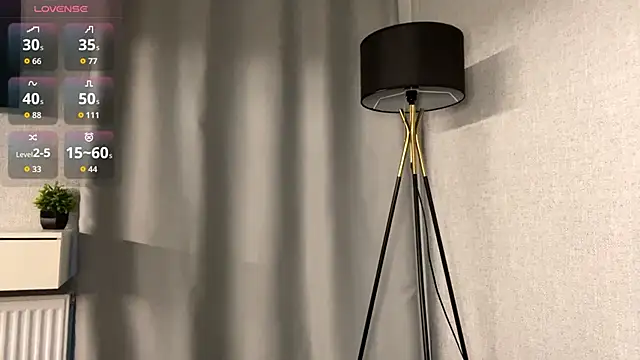 CindaWinn online show from 12-17-25, 07:02