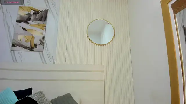 Afro Luna online show from 04-12-26, 10:18