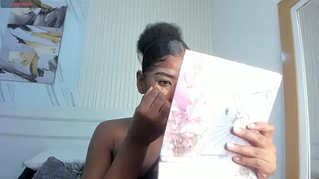 Afro Luna online show from 02-14-26, 10:48