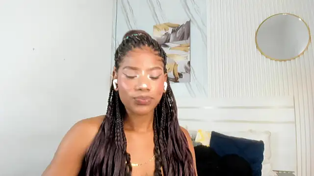 Snapshot of Afro_Luna chatting on 06-27-26, 11:49 Afro Luna online show from 06-27-26, 11:49