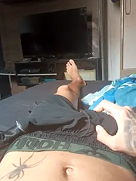 vinitatuado online show from 11-17-25, 05:06