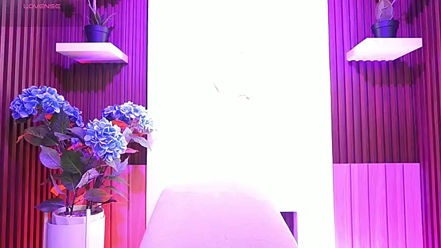 MeganLowell online show from 02-13-26, 11:32