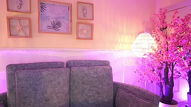 MeganLowell online show from 02-07-26, 07:11