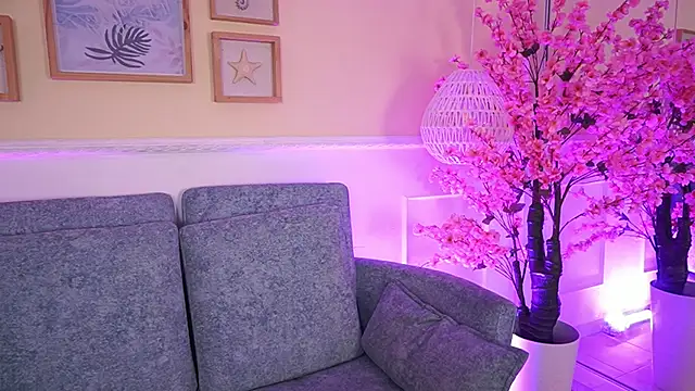 MeganLowell online show from 03-27-26, 07:04