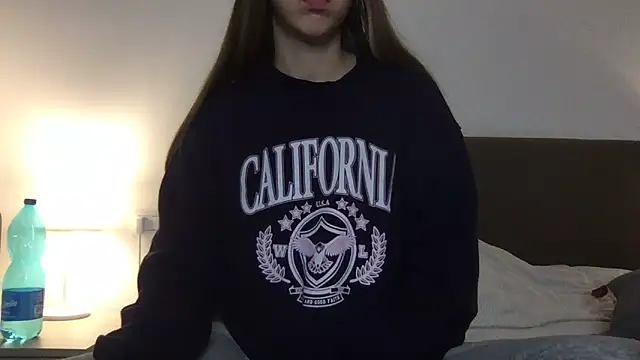 Martimartinaxx online show from 11-25-25, 05:02