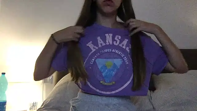 Martimartinaxx online show from 06-24-26, 08:39