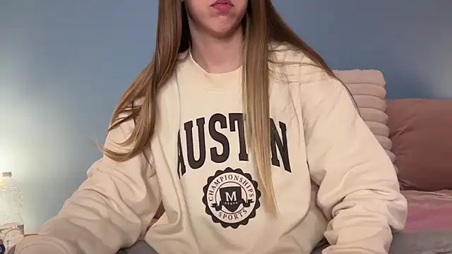 Martimartinaxx online show from 01-13-26, 11:19