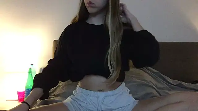 Martimartinaxx online show from 05-12-26, 08:48