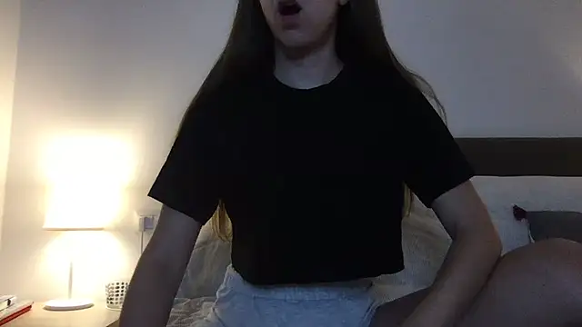 Martimartinaxx online show from 06-25-26, 07:30