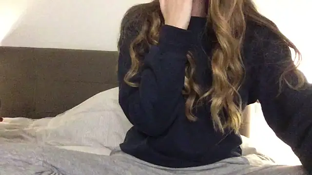 Martimartinaxx online show from 02-15-26, 09:58