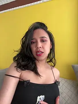 Esmerald 1111 online show from 03-25-26, 03:00