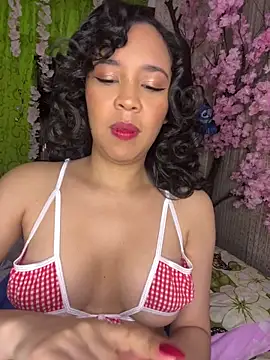 Esmerald 1111 online show from 04-14-26, 09:58