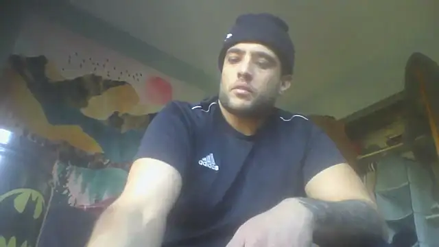 Snapshot of knox93 chatting on 11-20-25, 07:47 knox93 online show from 11-20-25, 07:47