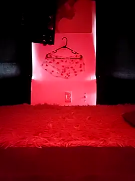 VenezuelaLuxeNoir online show from 02-12-26, 09:14