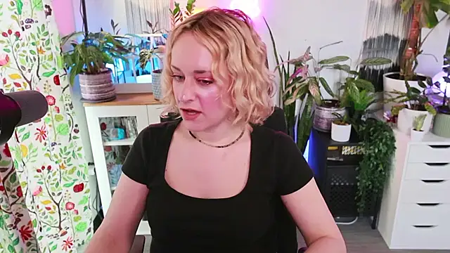 Snapshot of xzoeyryanx chatting on 03-01-26, 05:13 xzoeyryanx online show from 03-01-26, 05:13