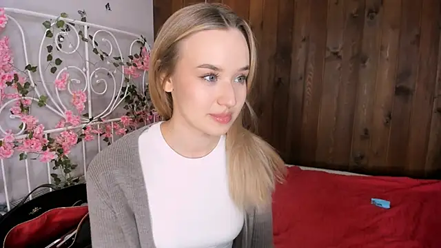 KristleKirst online show from 11-27-25, 03:01