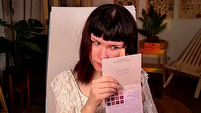 Snapshot of RickiOwens chatting on 12-18-25, 06:51 RickiOwens online show from 12-18-25, 06:51