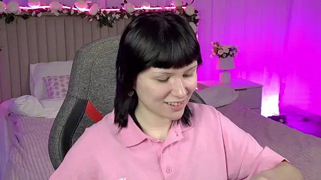 Snapshot of RickiOwens chatting on 01-08-26, 10:10 RickiOwens online show from 01-08-26, 10:10