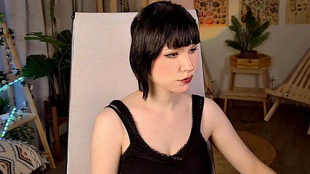 Snapshot of RickiOwens chatting on 01-13-26, 07:23 RickiOwens online show from 01-13-26, 07:23