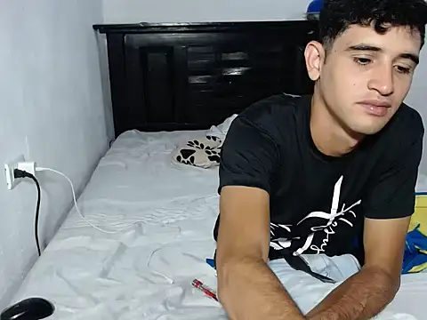 striabrahamm online show from 11-24-25, 02:33