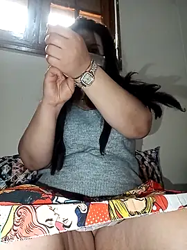 fati35flou online show from 02-08-26, 12:25