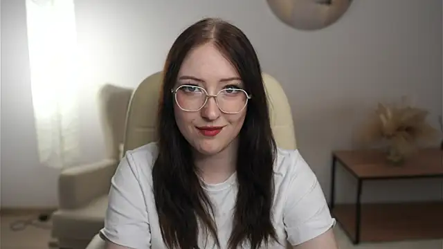 Snapshot of AyannaHerriott chatting on 11-18-25, 12:52 AyannaHerriott online show from 11-18-25, 12:52