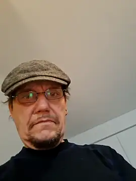 Dantekp online show from 11-20-25, 04:24