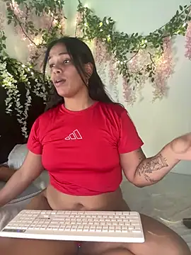 ArielleMillerr- online show from 04-29-26, 05:28