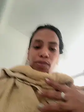 ArielleMillerr- online show from 02-02-26, 05:45