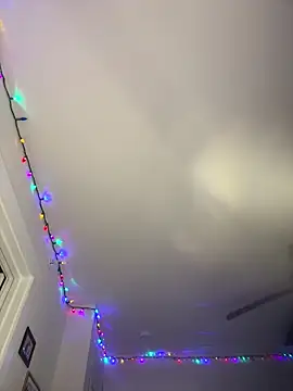 prplbunni online show from 11-21-25, 08:08