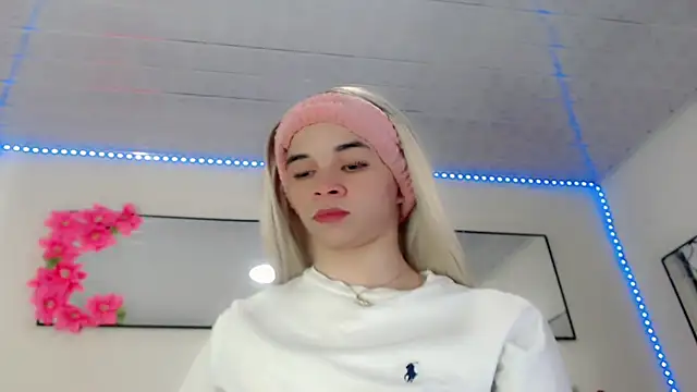 Karla hot777 online show from 05-18-26, 01:16
