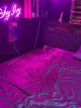 Shy-Ivy online show from 11-27-25, 10:21